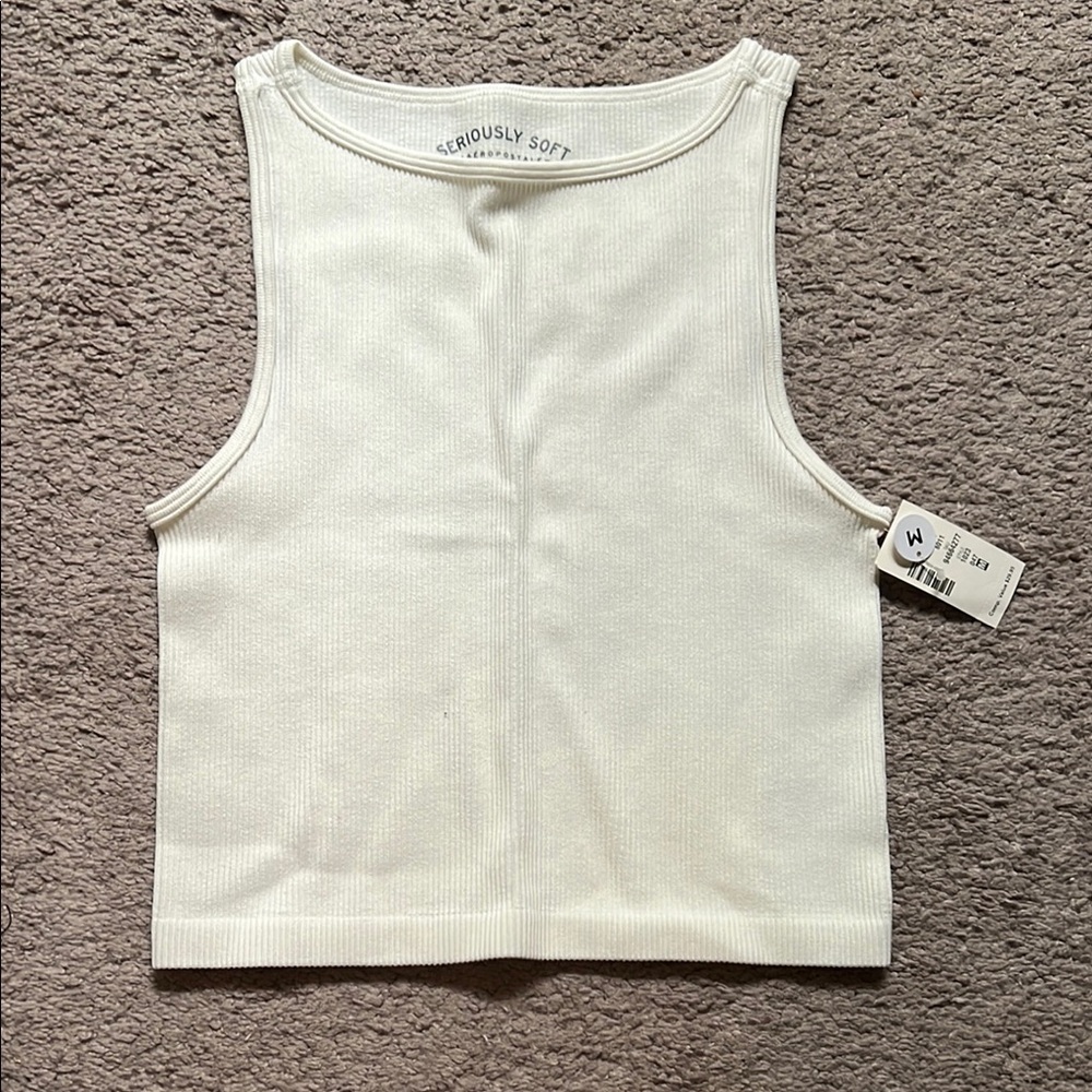 Aero high neck crop tank